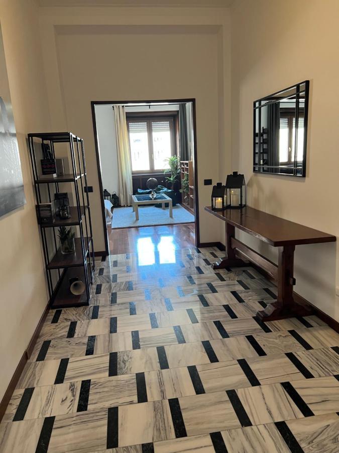 Apartament Rebecca'S Milano Collection: Repubblica Zewnętrze zdjęcie